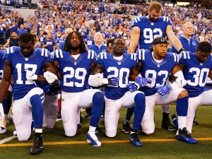 PETITION: 100.000 Signatures to Fire NFL Players Who Protest the National Anthem